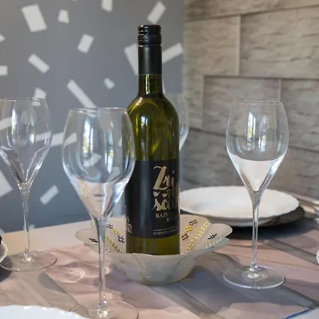 50 Shades Of Grey Apartment Porec