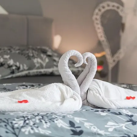 50 Shades Of Grey Apartment Porec